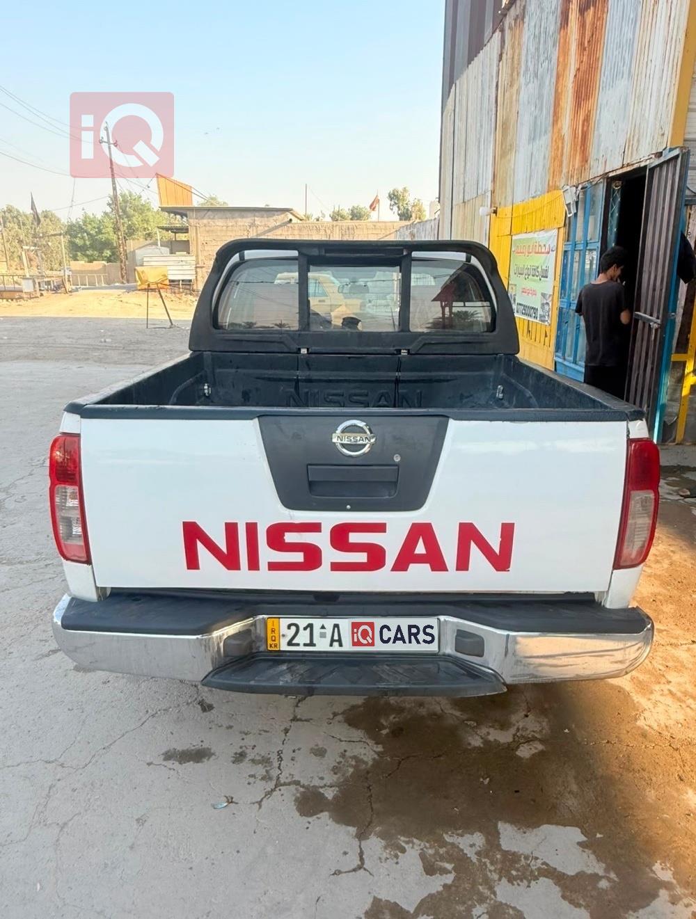 نيسان نافارا